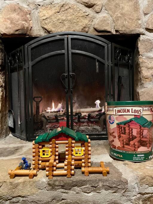 Very Private, Real Log Cabin With Hot Tub! Sevierville Exterior foto