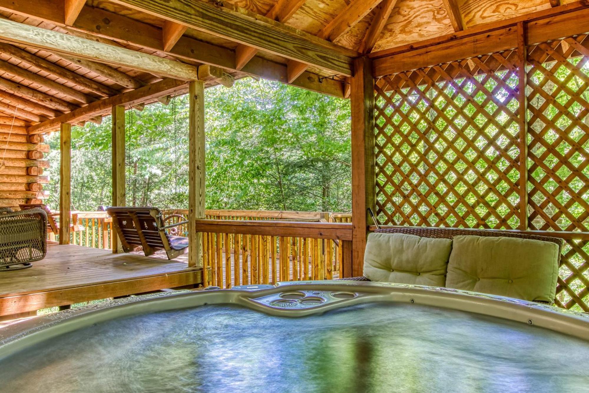 Very Private, Real Log Cabin With Hot Tub! Sevierville Exterior foto